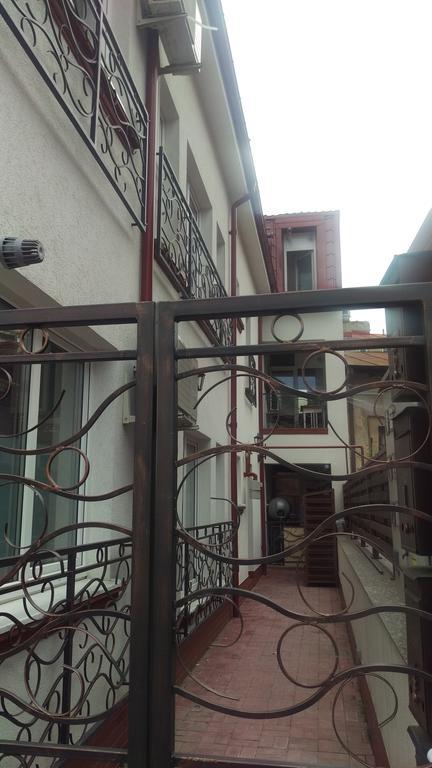 Garsoniere Dinu Apartment Bukares Ruang foto